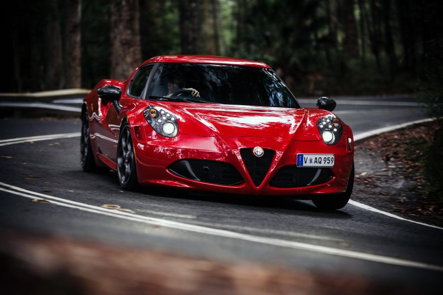  Alfa Romeo 4C Launch Edition (960) 2015 года  (AU) (фото 14 из 40)